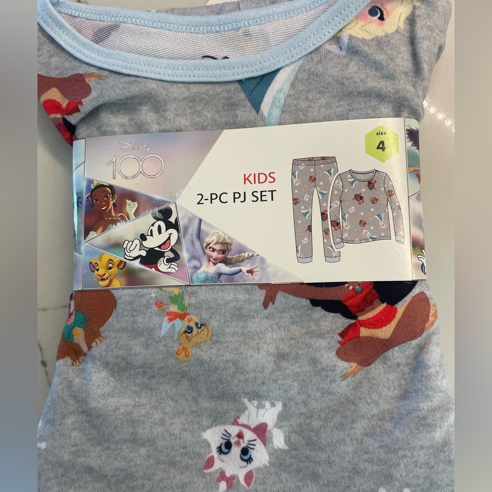 Disney 100 kids set